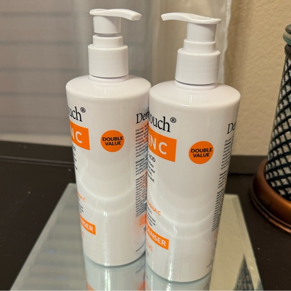 Dermatouch Vitamin C & Hyaluronic Acid Creamy Cleanser Bright Plus (2) brand new - Picture 4 of 7